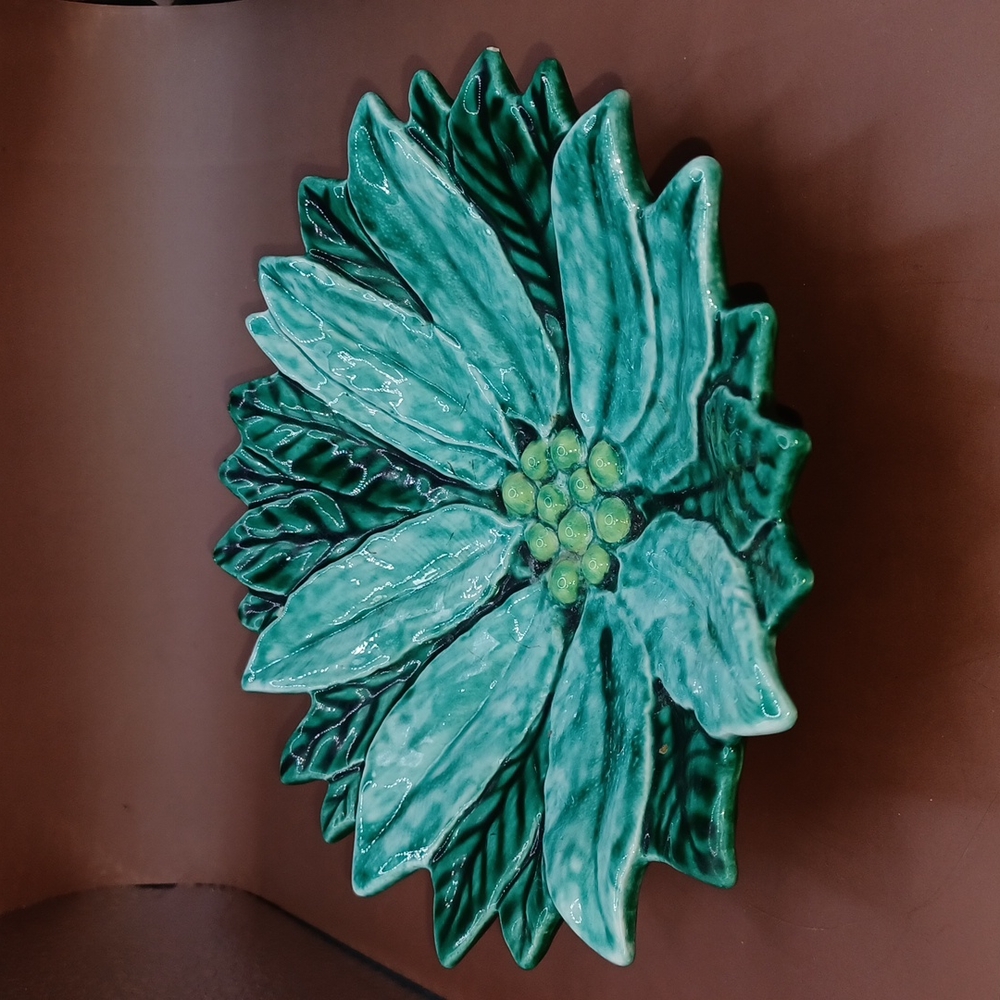 Majolica Italy Christmas dish small